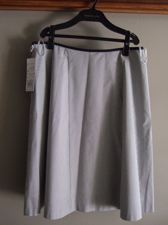 スカート