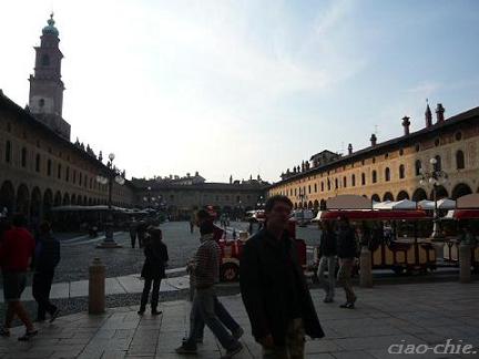 piazza Ducale.JPG