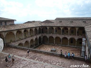 basilica assisi.JPG