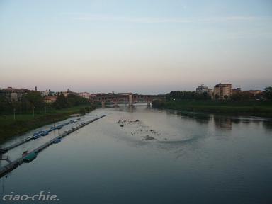 ティツィーノ川とコペルト橋.JPG