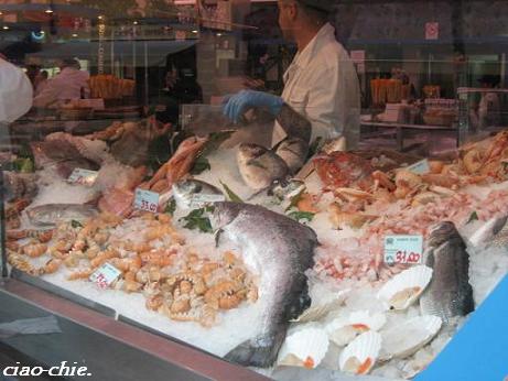 pescheria2.JPG