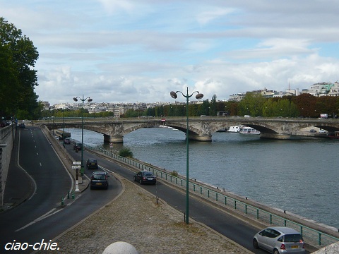 pont invalides.jpg