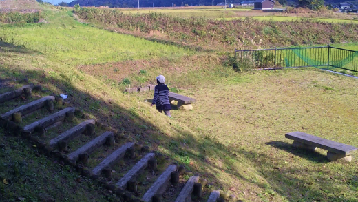ねぇちゃん、何かやってます