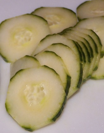 English cucumber2