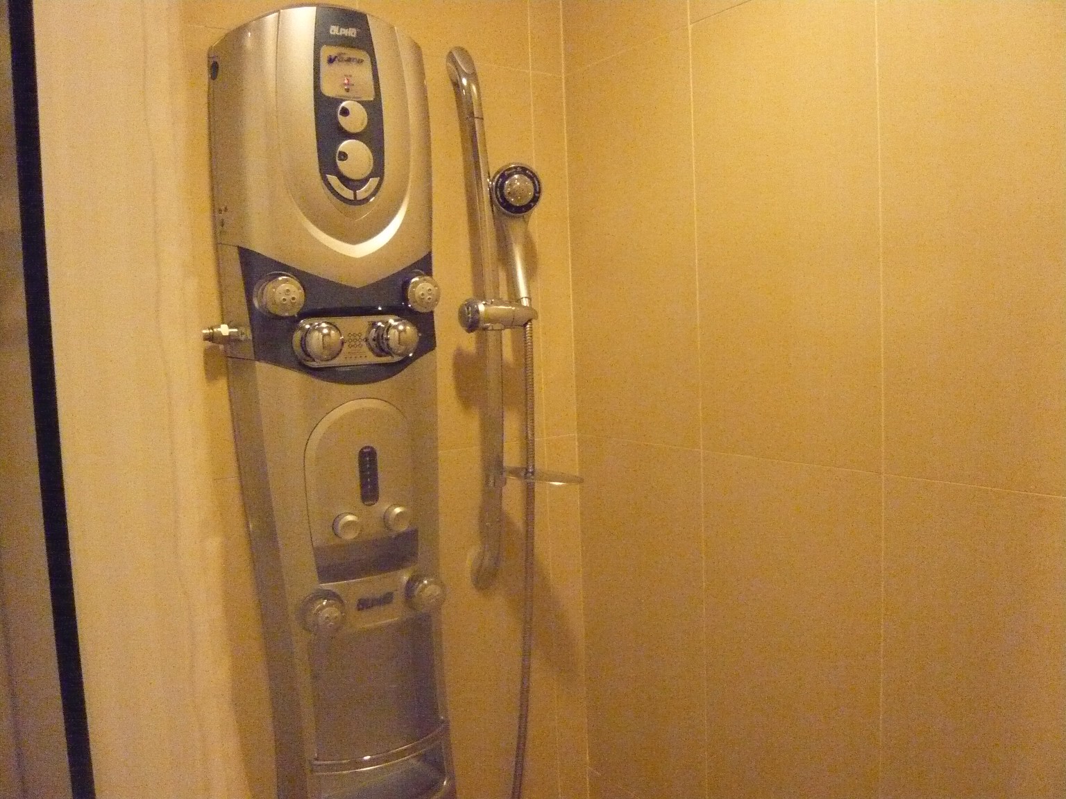 ホテルシャワー