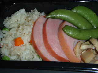 お腹いっぱいです(^人^)