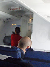 まもなく日本到着