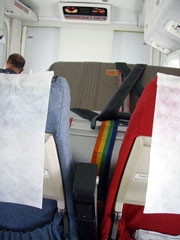 4BCにズレて着席