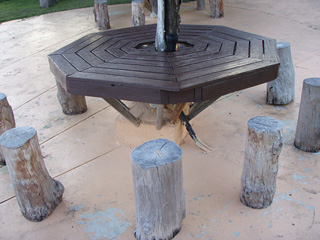 それともそれともココで食べる !?