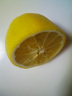 半切りレモン