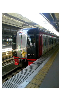 ポケモン電車.JPG