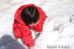 雪遊び