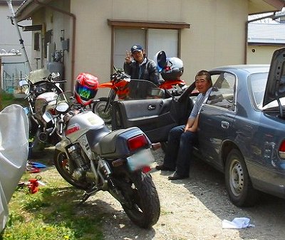 乱入後くつろぐ２人