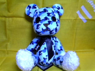 カモフラ柄のモモ