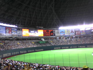 ３者連続ホームラン（大興奮のドーム）