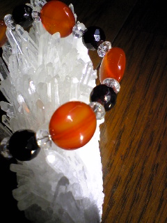 カーネリアンとガーネットのブレスレット2