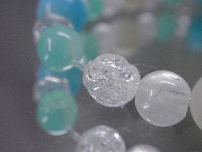 割れたクラック水晶(次女のブレスレット)