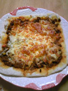 20081128次女作ピザ