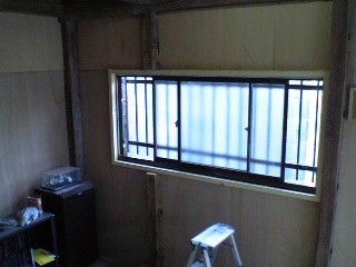 窓３