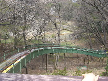 四季の森公園滑り台.jpg