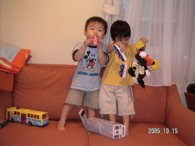 2005-10-18 23:27:46