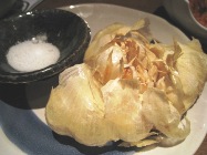にんにく丸揚げ