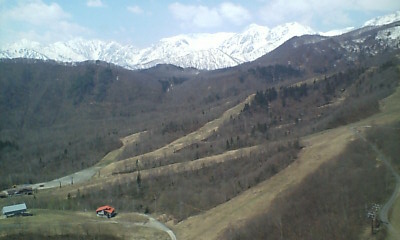 栂池スキー場下部ゲレンデ　2007.05.04