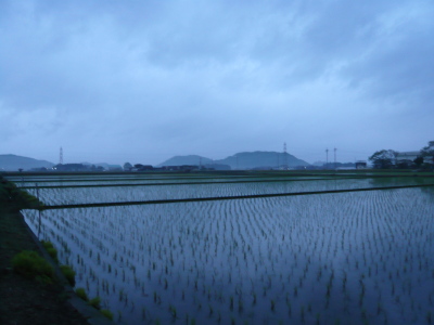 蒲生野瓶割山