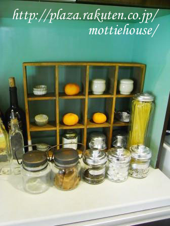 キッチンボードの飾り