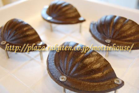 キッチンボードの取っ手2