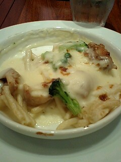 マカロニグラタン