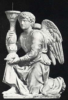 Michelangeloひざまづく天使像(1494-1495)