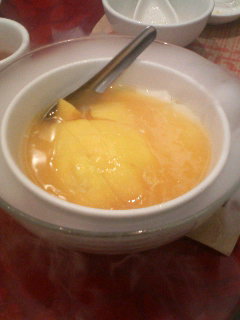 糖朝マンゴー豆腐花