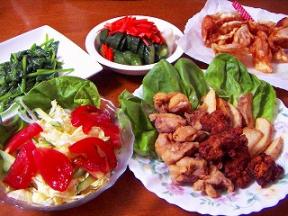 070516から揚げ、トマトサラダ、ほうれん草ソテー.jpg