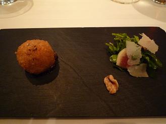 チーズコロッケとイチジクサラダ