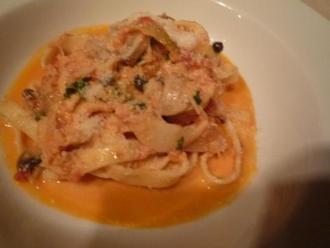 かにのトマトクリームパスタ