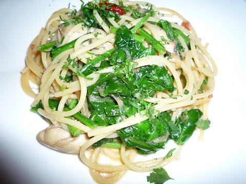 牡蠣とほうれん草のスパゲティ