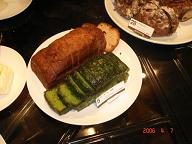 サダハル・アオキのケーク・オ・フリュイとケーク・オ・抹茶