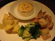 カマンベールのチーズフォンデュ