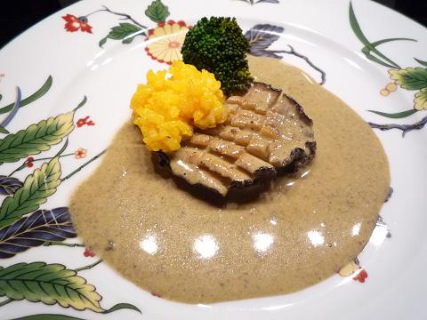 あわびのステーキ