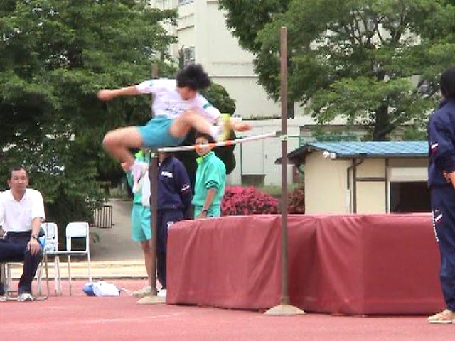 走り高跳び　１ｍ３０cm