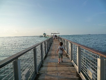 海中展望塔