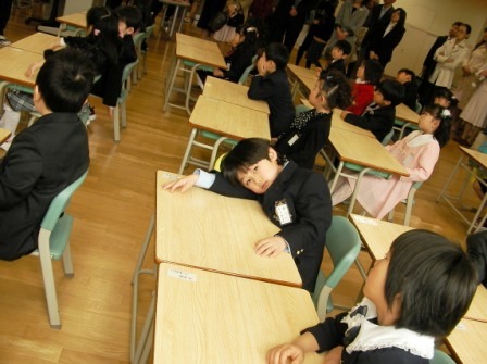 入学式の日の教室