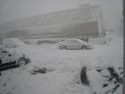 マンション前1226