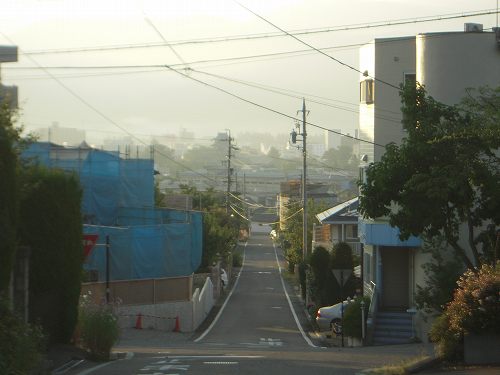 神様のカルテ　松本城の見える坂道