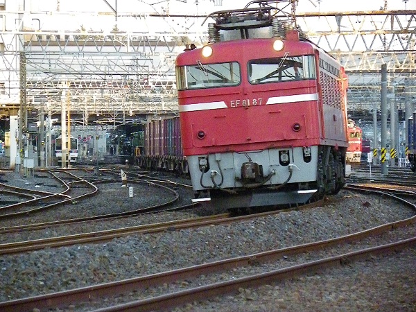 EF81-87号機