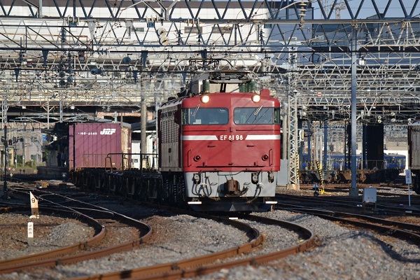 EF81-98号機