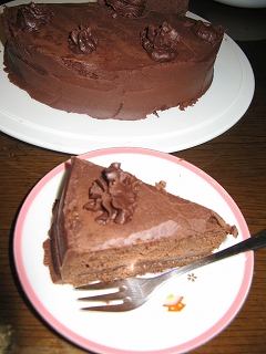 カカオ７７％のチョコレートケーキ