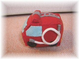 フェルト消防車