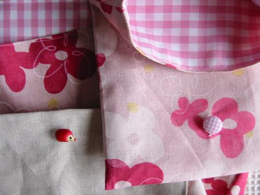 はりねずみボタン